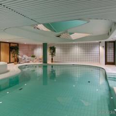 Отель Holiday Inn Oulu бассейн