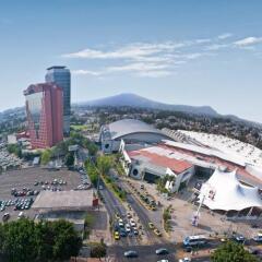 Отель Vagabundo Expo Guadalajara Мексика, Гвадалахара - отзывы, цены и фото номеров - забронировать отель Vagabundo Expo Guadalajara онлайн спортивное сооружение