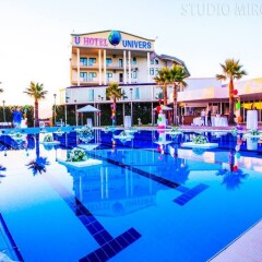 Hotel Univers бассейн