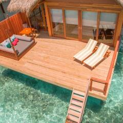 Отель Furaveri Island Resort & Spa балкон