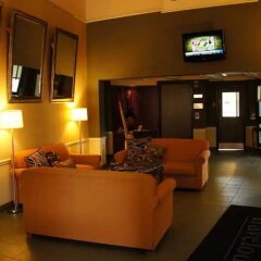 Отель Travelodge by Wyndham Ottawa East Канада, Оттава - отзывы, цены и фото номеров - забронировать отель Travelodge by Wyndham Ottawa East онлайн интерьер отеля фото 3