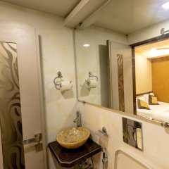 Colaba Suites in Mumbai, India from 51$, photos, reviews - zenhotels.com bathroom