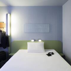Отель ibis budget Zurich Airport комната для гостей фото 4