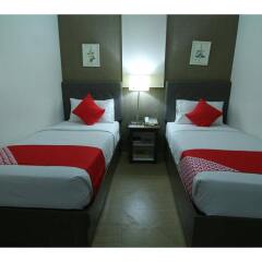 Отель OYO 106 24H City Hotel Филиппины, Макати - отзывы, цены и фото номеров - забронировать отель OYO 106 24H City Hotel онлайн сейф в номере