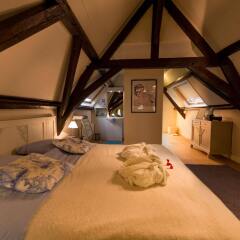 Отель B&B Next Door спа