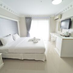 Romance Hotel Sukhumvit 97 комната для гостей