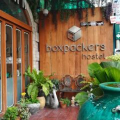 Boxpackers Hostel бассейн