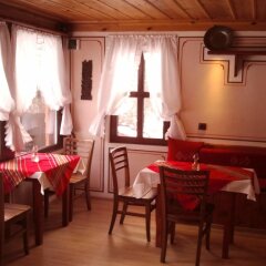 Отель Trayanova Guest House питание