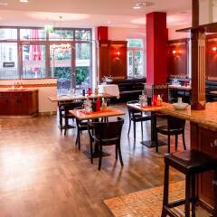 DORMERO Hotel Dresden City питание