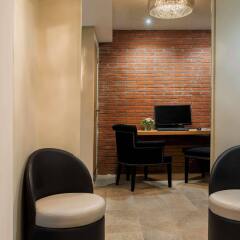 Отель Best Western Plus Le 18 Paris Франция, Париж - 1 отзыв об отеле, цены и фото номеров - забронировать отель Best Western Plus Le 18 Paris онлайн интерьер отеля фото 3