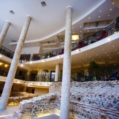 Отель Arena di Serdica Болгария, София - 1 отзыв об отеле, цены и фото номеров - забронировать отель Arena di Serdica онлайн бассейн фото 2