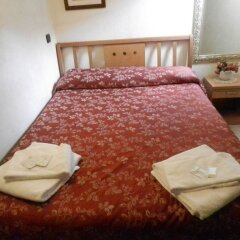 Отель 3 Coins B&B комната для гостей фото 5