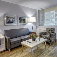 Отель Town Inn Suites Toronto Канада, Торонто - отзывы, цены и фото номеров - забронировать отель Town Inn Suites Toronto онлайн комната для гостей фото 4
