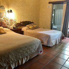 Hotel Real Plaza in Antigua Guatemala, Guatemala from 98$, photos, reviews - zenhotels.com guestroom