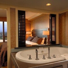 Отель Victoria Regent Waterfront Hotel & Suites Канада, Виктория - отзывы, цены и фото номеров - забронировать отель Victoria Regent Waterfront Hotel & Suites онлайн спа фото 2