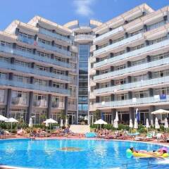Hotel Perla бассейн фото 3