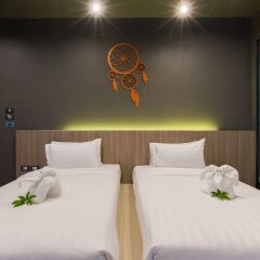 Maya Phuket Airport Hotel in Sa Khu, Thailand from 57$, photos, reviews - zenhotels.com guestroom