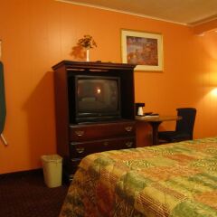 Отель Scottish Inn Motel - Niagara Falls США, Ниагара-Фолс - отзывы, цены и фото номеров - забронировать отель Scottish Inn Motel - Niagara Falls онлайн удобства в номере
