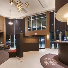 Отель Best Western Premier Freeport Inn Calgary Airport Канада, Калгари - отзывы, цены и фото номеров - забронировать отель Best Western Premier Freeport Inn Calgary Airport онлайн интерьер отеля фото 3