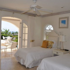 Royal Villa 3 in Holetown, Barbados from 553$, photos, reviews - zenhotels.com guestroom