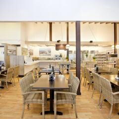 Отель La Siesta Salou Resort & Camping гостиничный бар