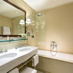 Отель Gallery Hotel Art Италия, Флоренция - отзывы, цены и фото номеров - забронировать отель Gallery Hotel Art онлайн ванная