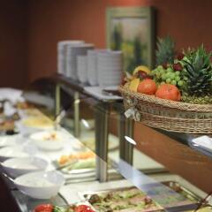 Hotel Bern by TallinnHotels питание