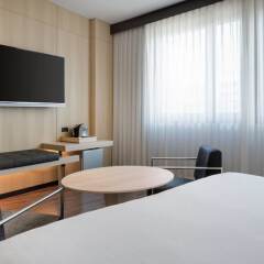 Отель AC Hotel Firenze by Marriott Италия, Флоренция - 1 отзыв об отеле, цены и фото номеров - забронировать отель AC Hotel Firenze by Marriott онлайн комната для гостей фото 3