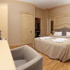 Optimist Hotel комната для гостей фото 5