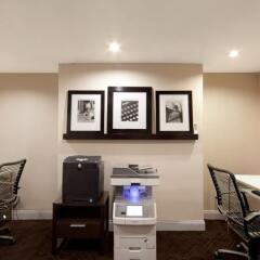 The Court - A St Giles Hotel интерьер отеля