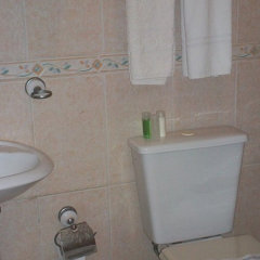 Miraflores in Moa, Cuba from 147$, photos, reviews - zenhotels.com bathroom photo 2