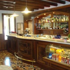 Hotel La Loggia Местрино гостиничный бар