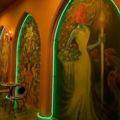 Отель Bee Sleep Hostel & Nana Art gallery Таиланд, Паттайя - отзывы, цены и фото номеров - забронировать отель Bee Sleep Hostel & Nana Art gallery онлайн гостиничный бар