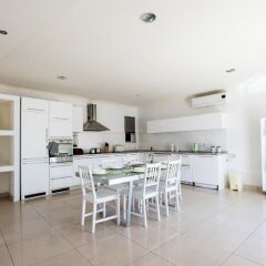 Отель Bright, Spacious and Right in the Center Мальта, Сан Джулианс - отзывы, цены и фото номеров - забронировать отель Bright, Spacious and Right in the Center онлайн в номере фото 2