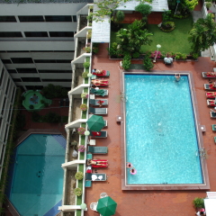 Asia Hotel Bangkok бассейн