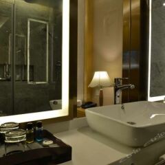 Отель Xiamen Dongfang Mingdian Hotel Китай, Сямынь - отзывы, цены и фото номеров - забронировать отель Xiamen Dongfang Mingdian Hotel онлайн ванная