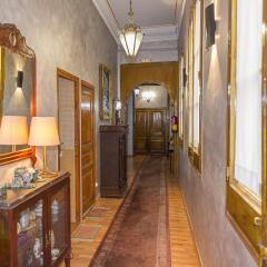 Отель Hostal Girona Испания, Барселона - отзывы, цены и фото номеров - забронировать отель Hostal Girona онлайн интерьер отеля фото 3