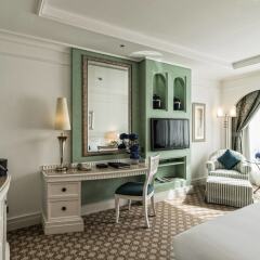 Отель Habtoor Grand Resort, Autograph Collection Дубай удобства в номере