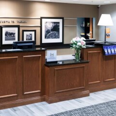 Отель Hampton Inn & Suites Tulare интерьер отеля
