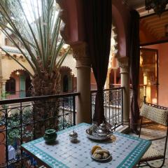 Отель Riad Atlas Quatre & Spa Марокко, Марракеш - отзывы, цены и фото номеров - забронировать отель Riad Atlas Quatre & Spa онлайн балкон