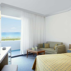 Отель Pallini Beach комната для гостей фото 3