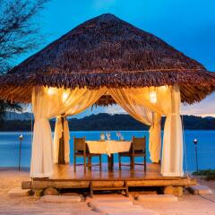 Отель The Naka Island, A Luxury Collection Resort and Spa, Phuket пляж