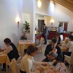 Отель Landhaus Sixtmuhle Германия, Тауфкирхен - отзывы, цены и фото номеров - забронировать отель Landhaus Sixtmuhle онлайн питание фото 2