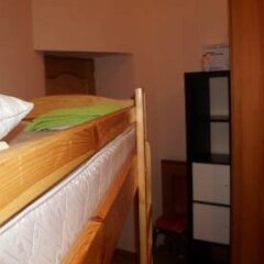 Apple Hostel сейф в номере