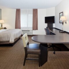 Отель Candlewood Suites Jersey City - Harborside удобства в номере
