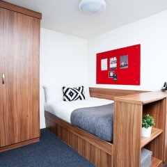 Отель Modern Student-Only Studios by Angel High Street Лондон комната для гостей