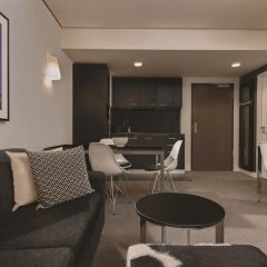 Отель Adina Apartment Hotel Berlin Hackescher Markt Германия, Берлин - 2 отзыва об отеле, цены и фото номеров - забронировать отель Adina Apartment Hotel Berlin Hackescher Markt онлайн фото 10
