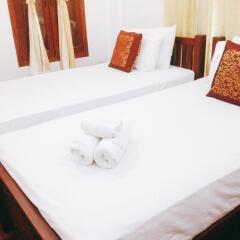 Отель Pangkham Lodge комната для гостей фото 3