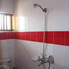 Banilux Guest House in Ikeja, Nigeria from 47$, photos, reviews - zenhotels.com bathroom photo 3