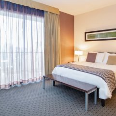 Отель Sandman Suites Vancouver on Davie Канада, Ванкувер - отзывы, цены и фото номеров - забронировать отель Sandman Suites Vancouver on Davie онлайн комната для гостей фото 3